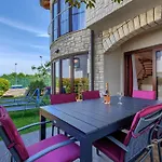 Vakantiehuis Dlan By Interhome
