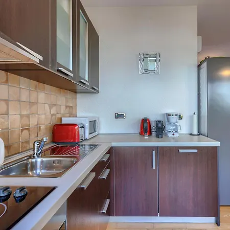 Dlan By Interhome Tar-Vabriga