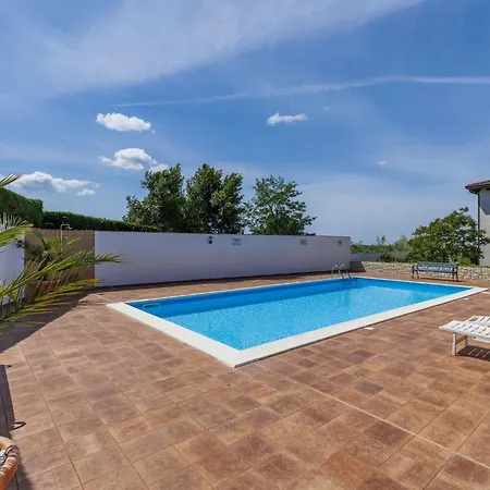 Dlan By Interhome Tar-Vabriga