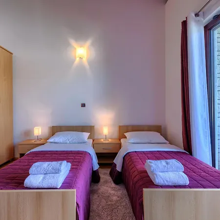 Nyaraló Dlan By Interhome Tar-Vabriga