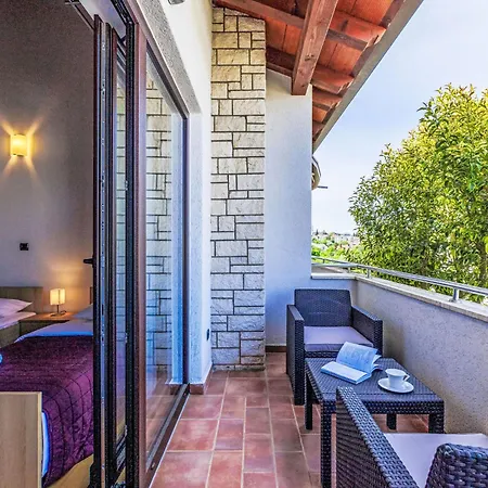 Dlan By Interhome Tar-Vabriga