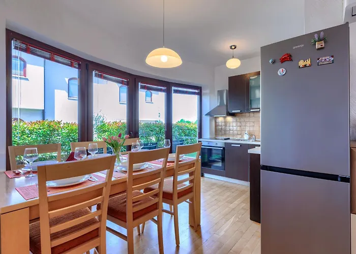 Prázdninový dům Dlan By Interhome