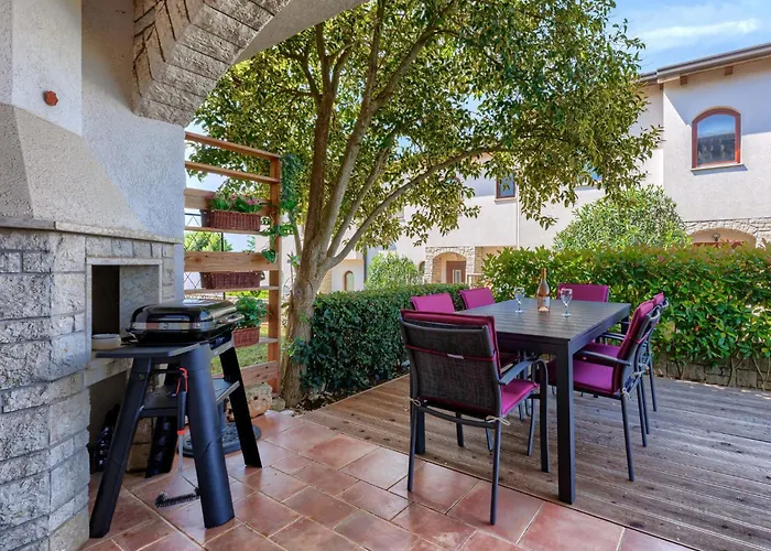 Dlan By Interhome Feriehus Tar-Vabriga