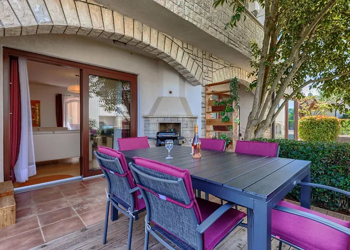 Prázdninový dům Dlan By Interhome